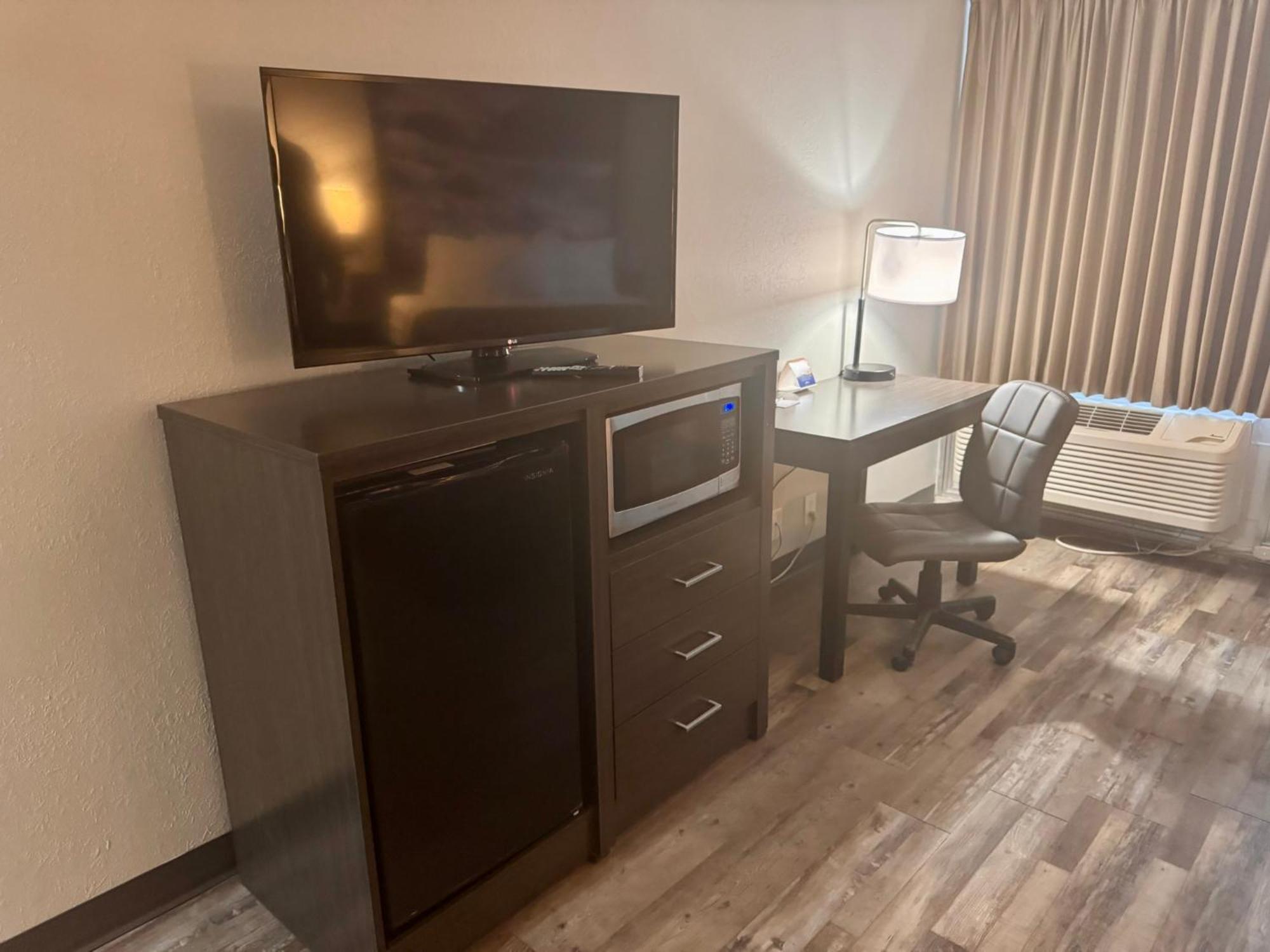 Super 8 By Wyndham Great Falls City Center Exteriér fotografie